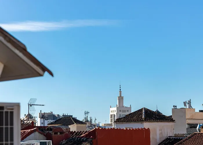 H2M Lazcano With Sunny Terrace In Old Town
