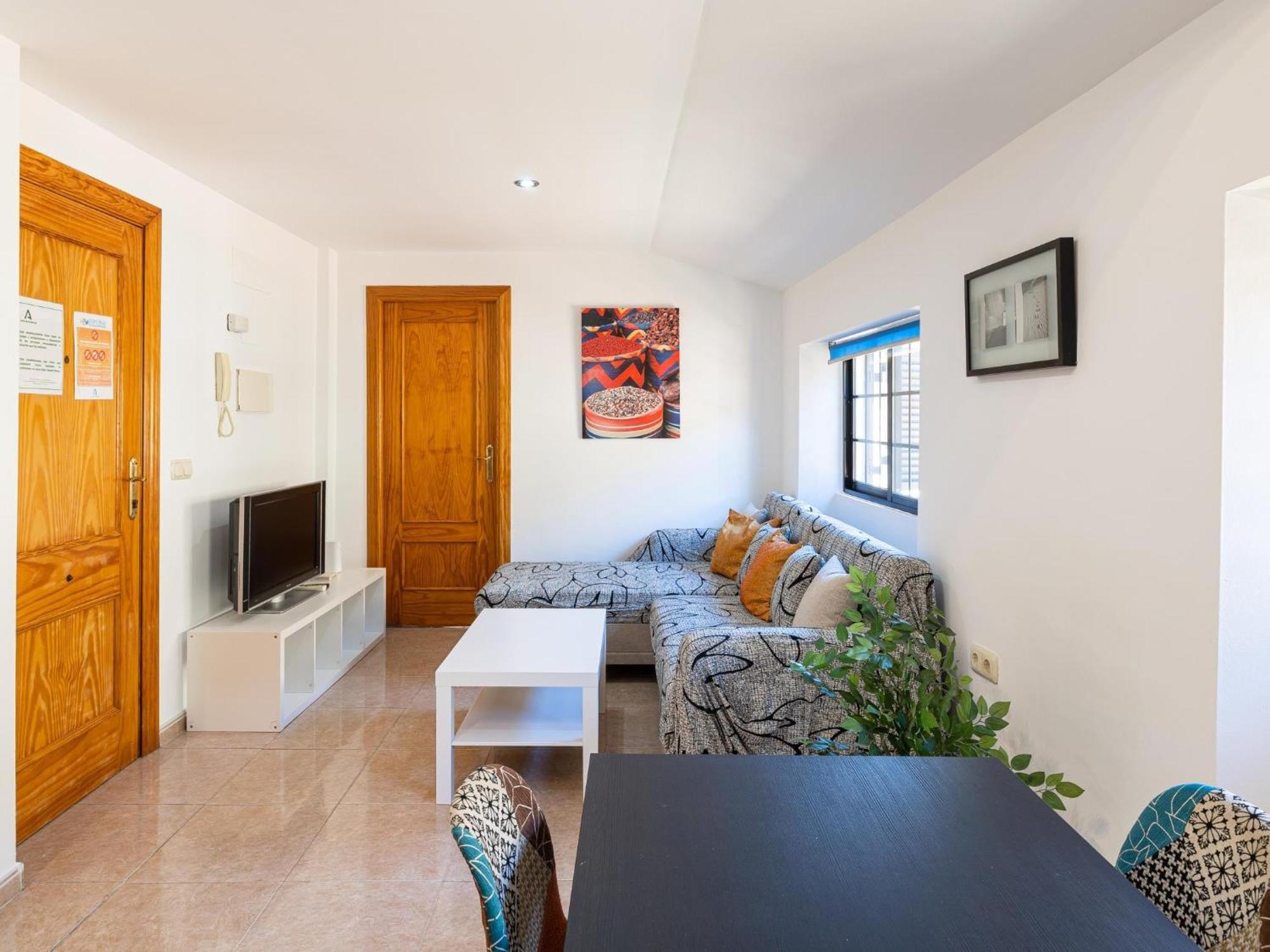 H2m Lazcano With Sunny Terrace In Old Town Apartament *